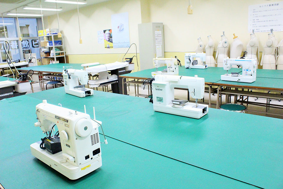 縫製実習室